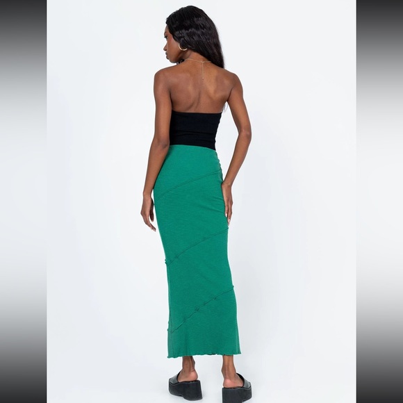 Princess Polly Oscar maxi skirt forest green size 2 bnwot - Picture 2 of 3